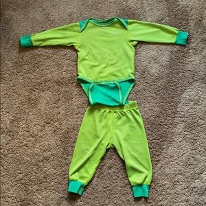 12month Patagonia Infant Calipene Set